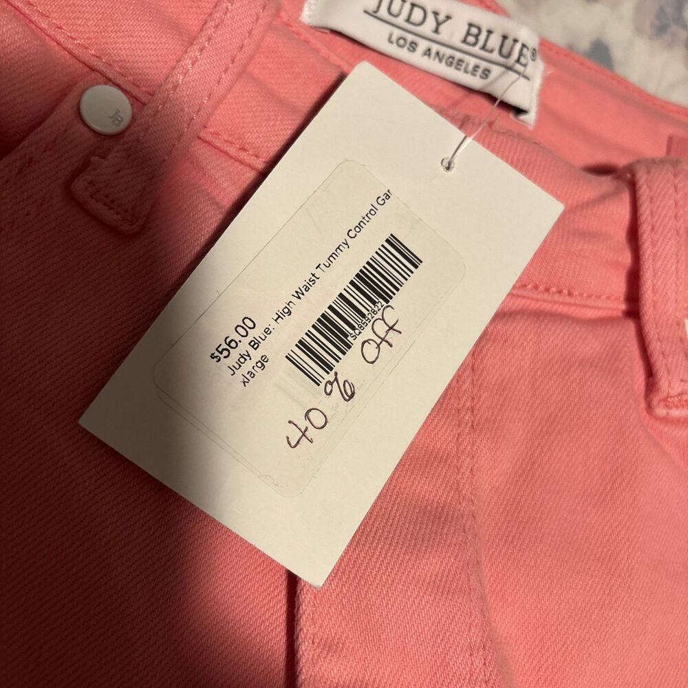 Judy Blue Junior’s Pink Denim Shorts Size XL - Picture 3 of 16